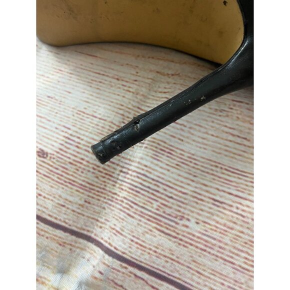 Manolo Blahnik Women's Black Patent Leather Pumps - 40 (US 10) - Picture 11 of 12